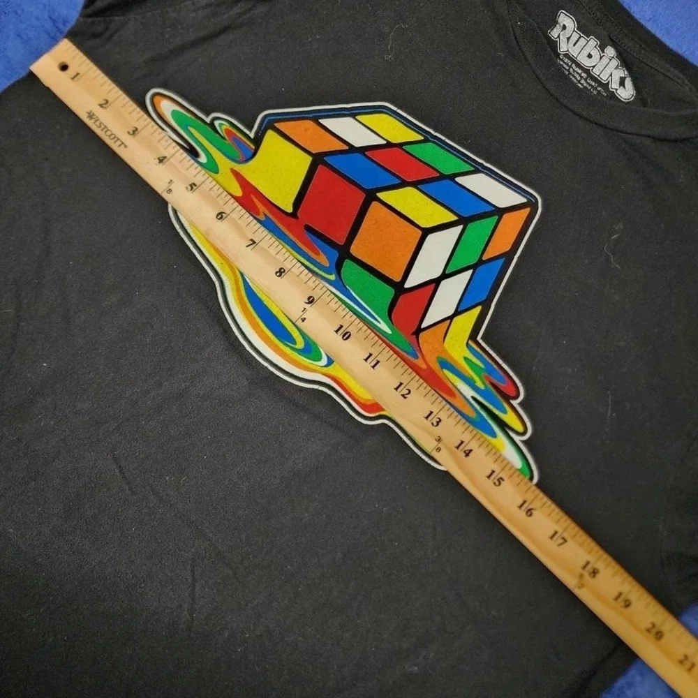 Black Rubik's cube‎ graphic tee medium